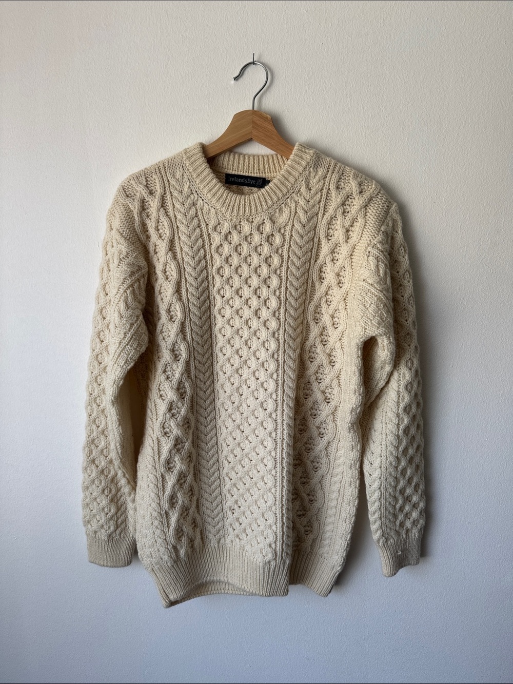 Ireland’s Eye Crewneck Fisherman Sweater in Cream